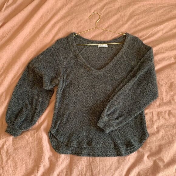 Urban Outfitters V Neck Sweater - Picture 5 of 6